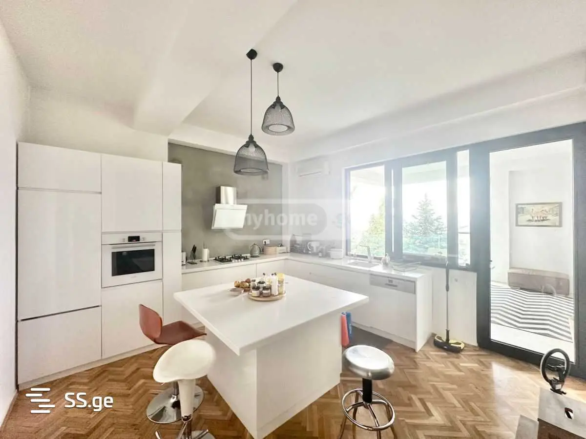 For Rent 10+ Room Private House In Vake view 2