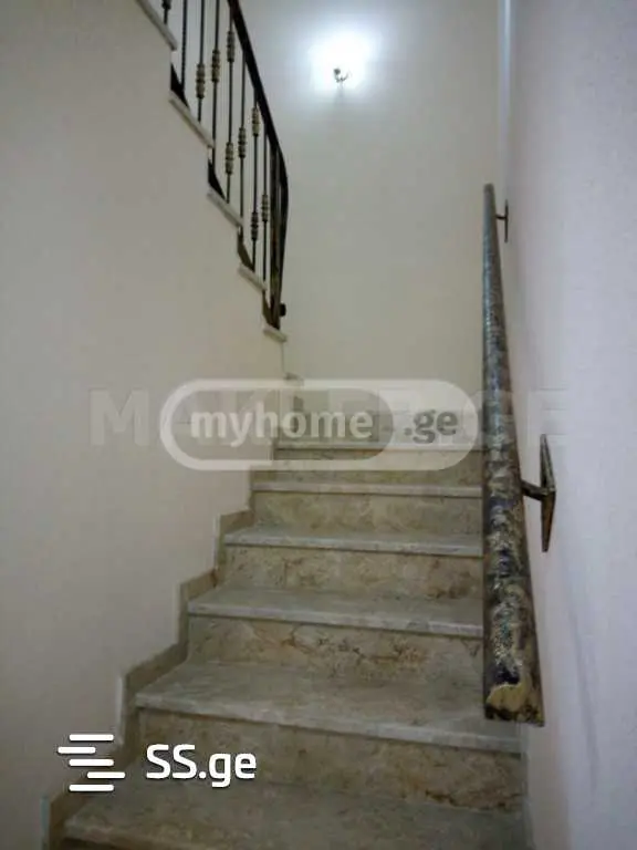 For Rent 4 Room Private House Tsqnetshi view 5