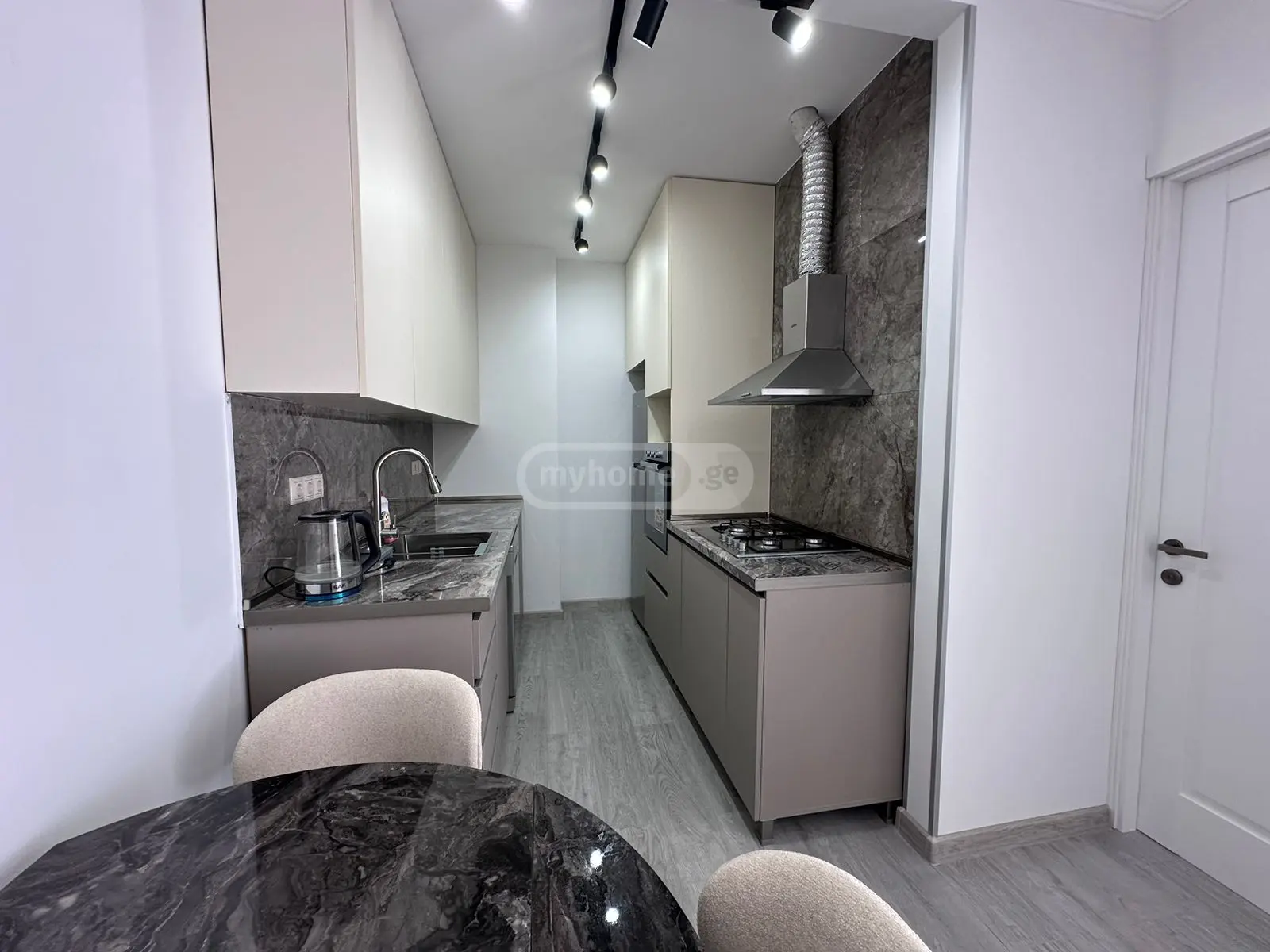 3 Room Flat For Rent. Batumi view 16