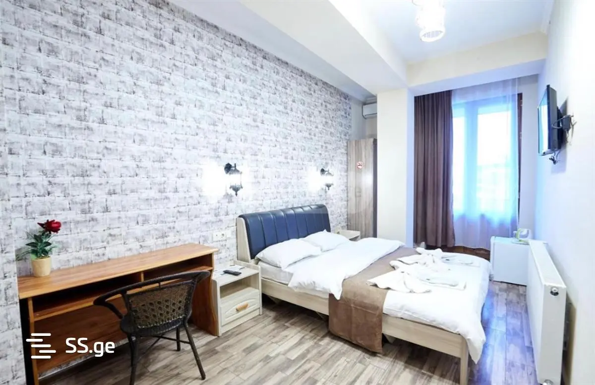 For Rent 10+ Room Sastumro Isanshi, 1 of 9