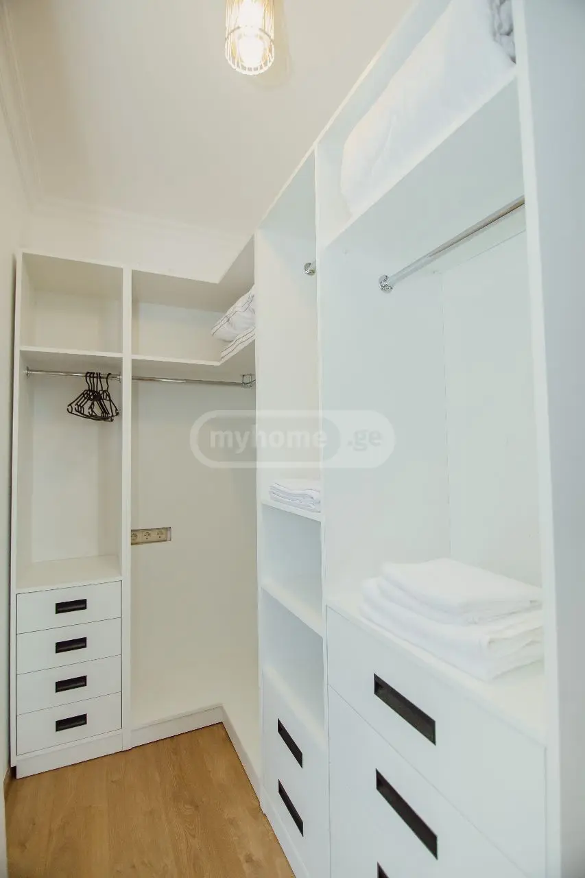For Sale 10+ Room Private House In Batumi view 9