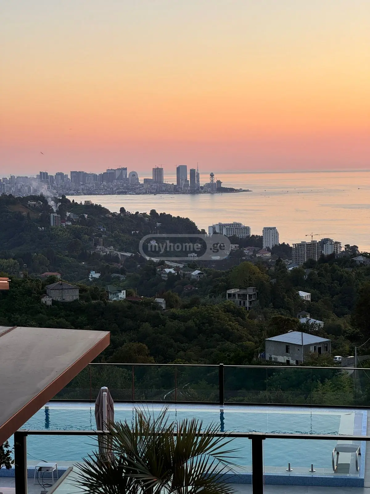 For Sale 10+ Room Private House In Batumi view 10