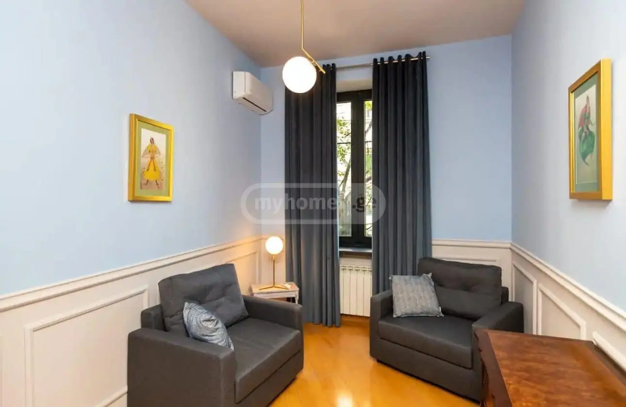 For Rent 3 Room Apartment Mtatsmindaze view 2