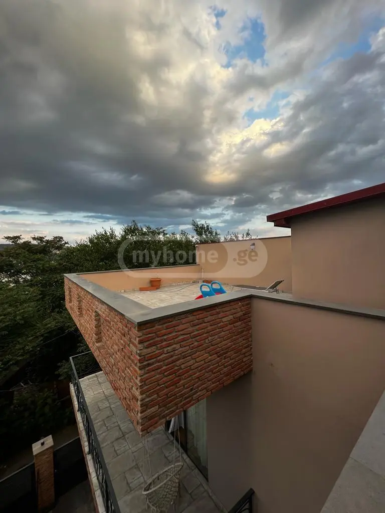 For Rent 6 Room Private House Mtatsmindaze view 11