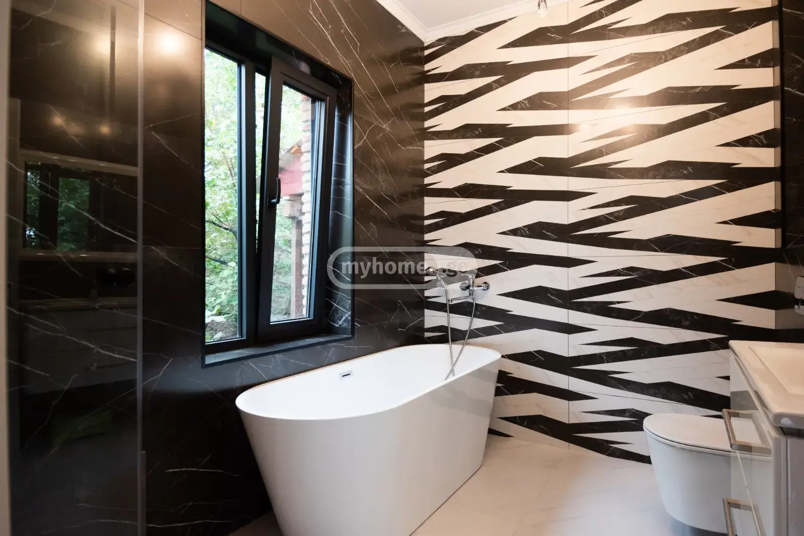 For Rent 6 Room Private House Mtatsmindaze view 5