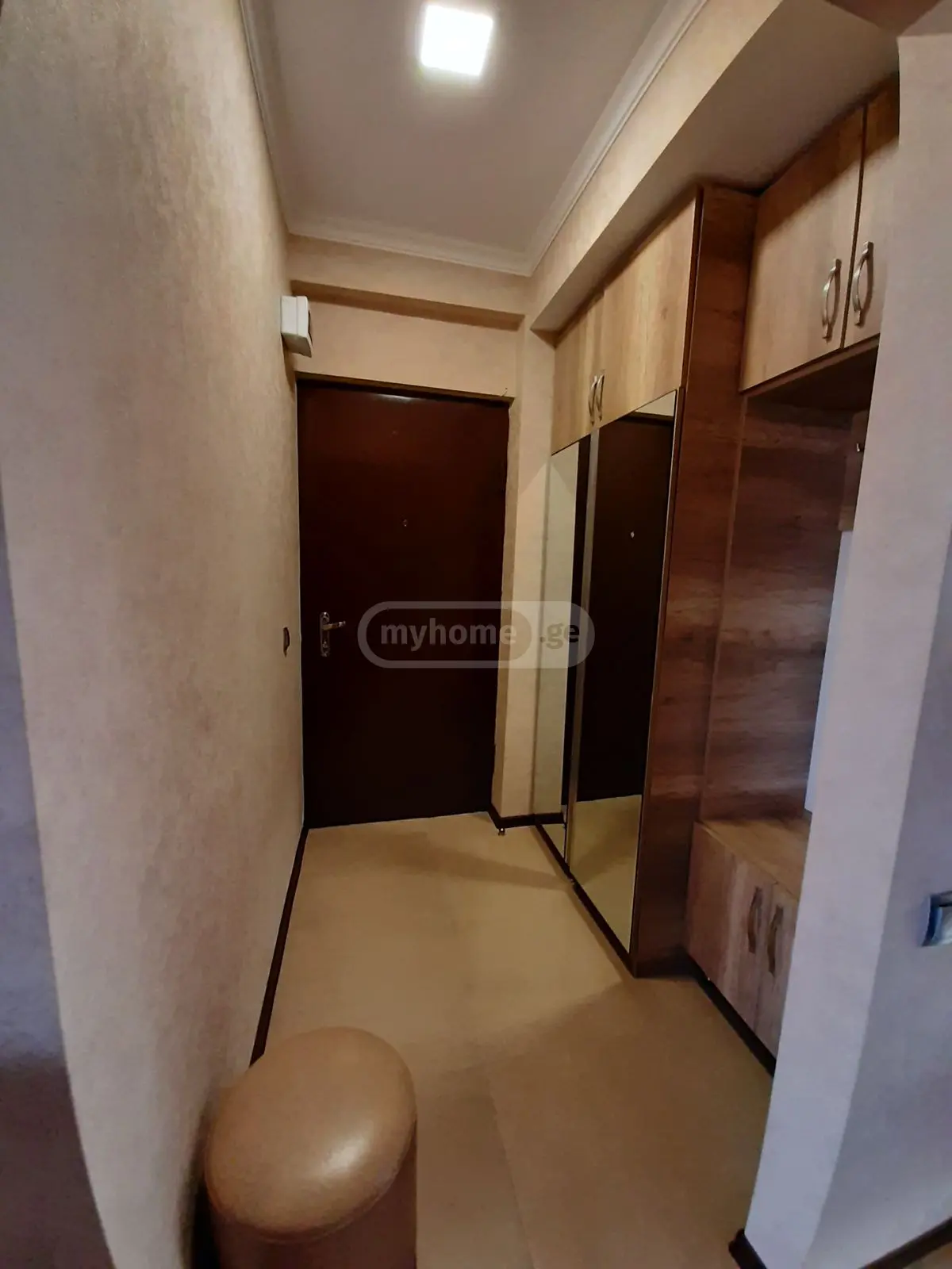 For Sale 4 Room Apartment view 10