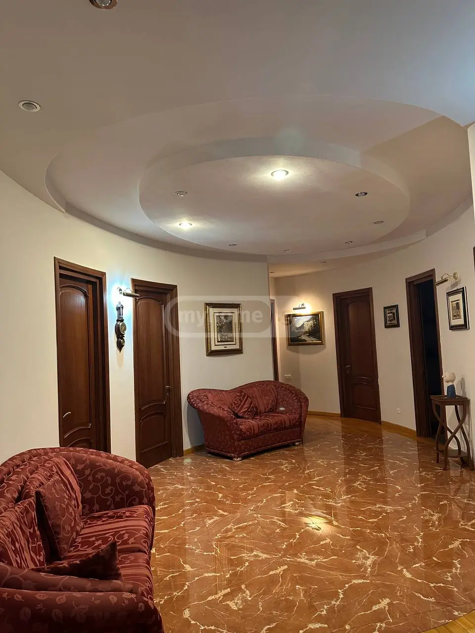 For Sale 4 Room Apartment view 3