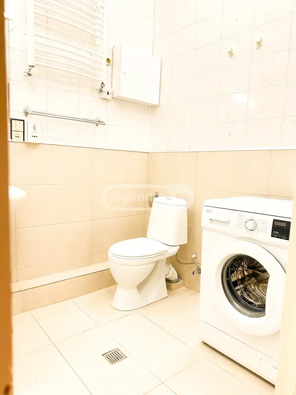5 Room Flat For Rent. Vake view 23