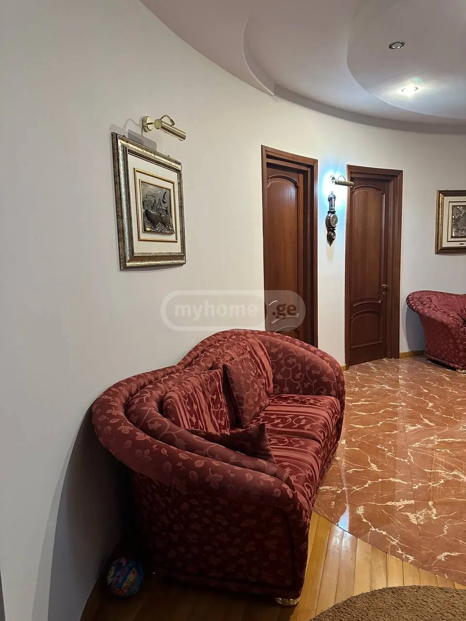 For Sale 4 Room Apartment view 8