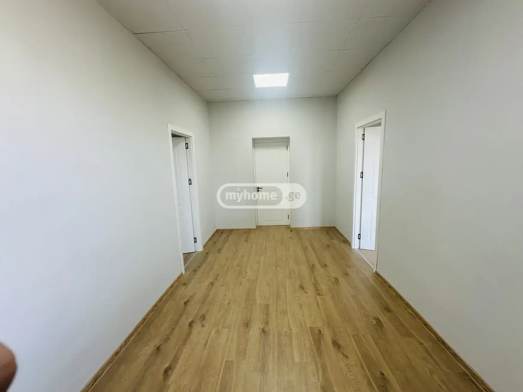 For Rent 10+ Room Sastumro Avchalashi view 1