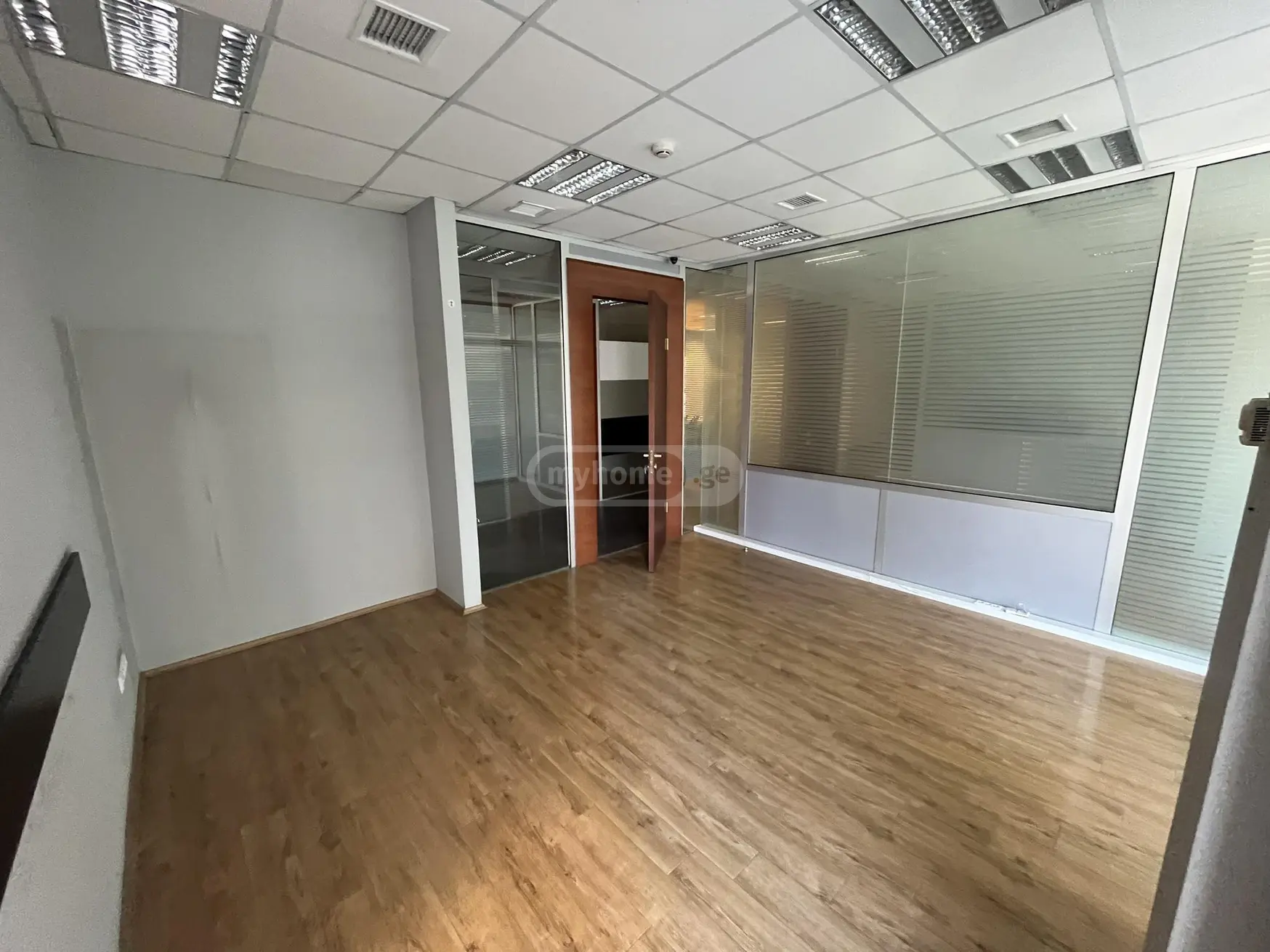 For Sale Saopise Commercial Space Mtatsmindaze view 4