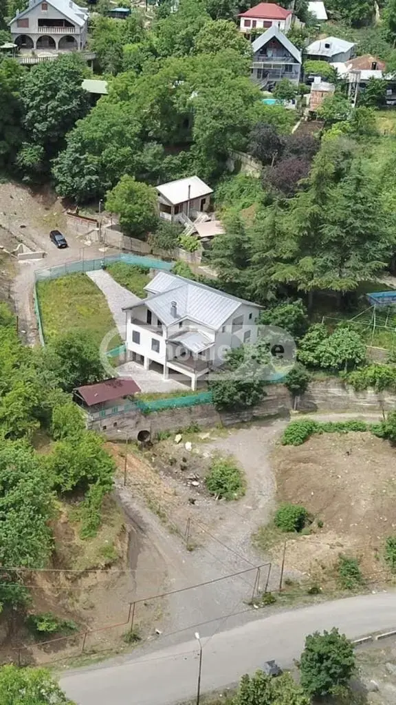 For Rent 7 Room Private House Tsqnetshi view 1