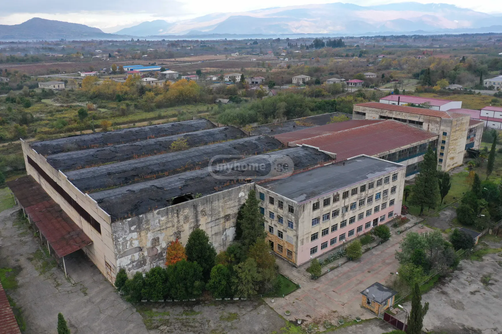 For Sale Satsarmoo Commercial Space Zugdidshi view 3