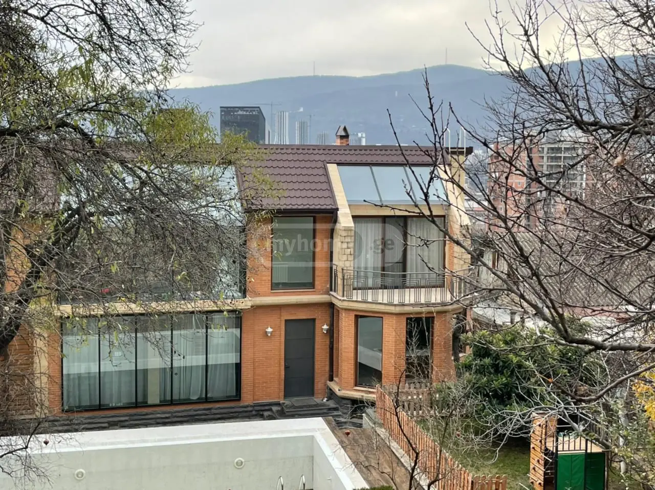 For Rent 10+ Room Private House In Saburtalo view 3