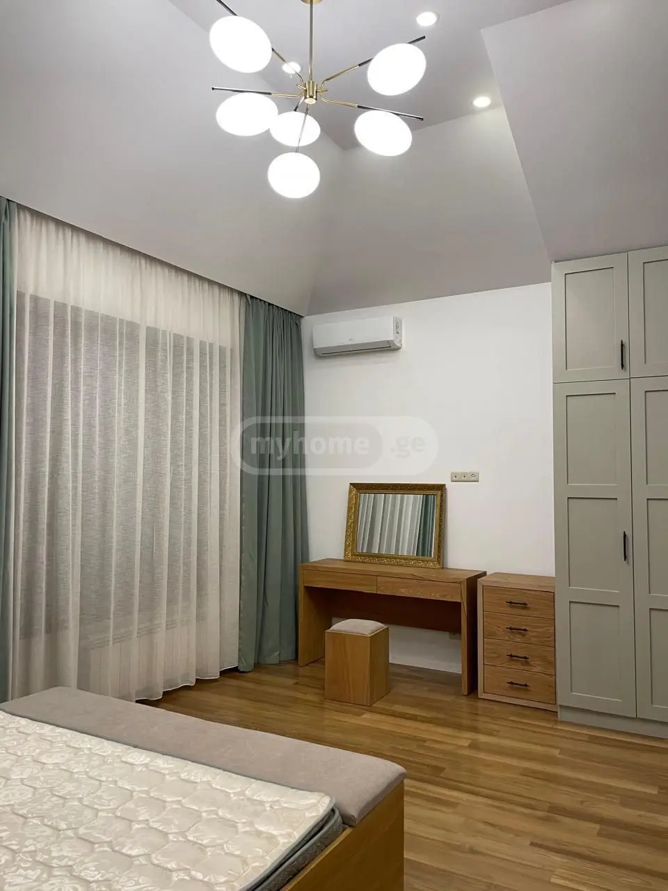 For Rent 10+ Room Private House In Saburtalo view 7