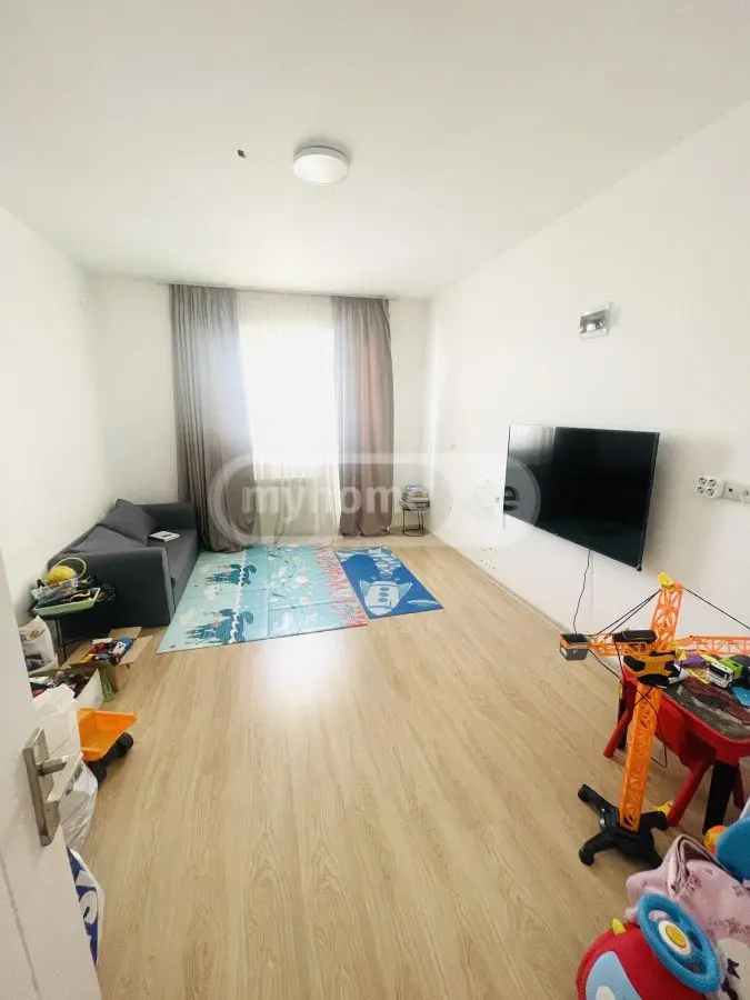 For Sale 3 Room Apartment Isanshi view 1