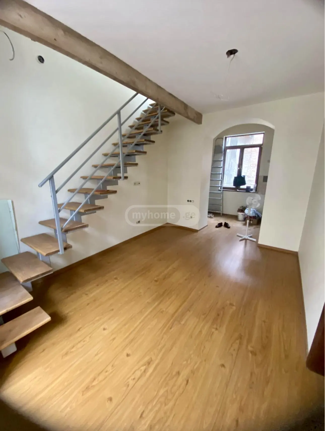 For Sale 4 Room Apartment Chughuretshi view 8
