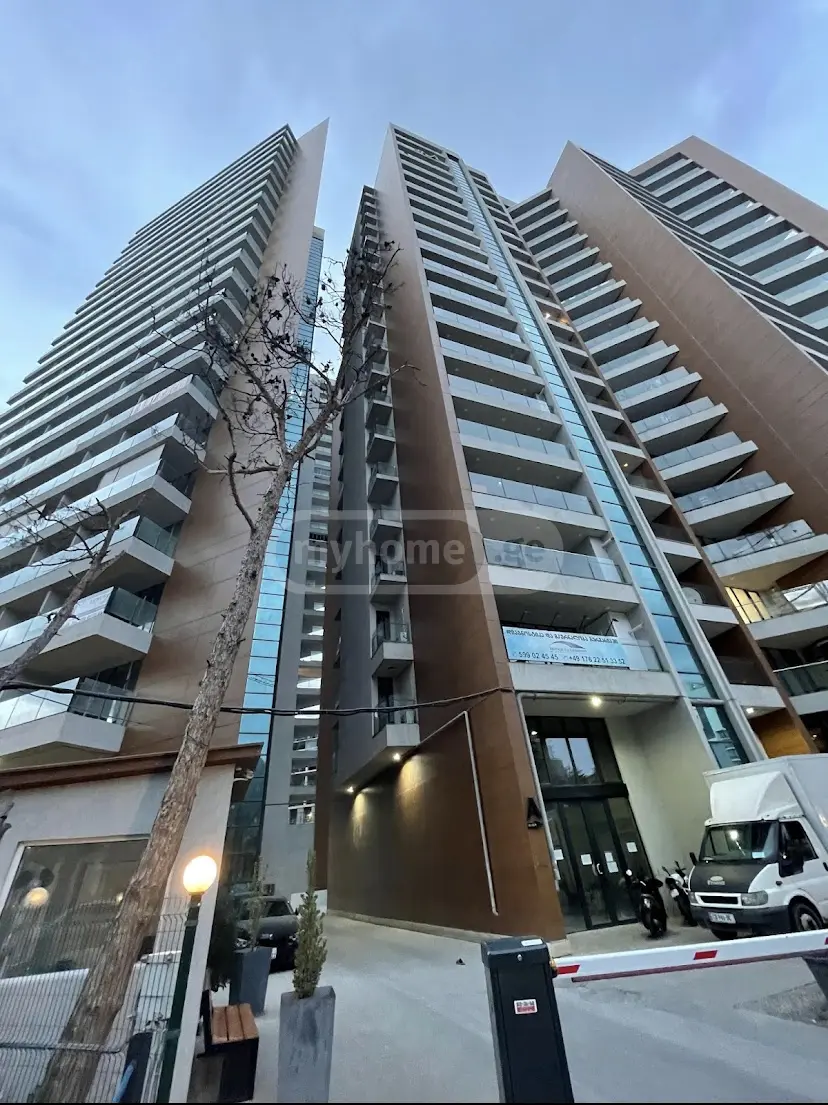 For Sale 4 Room Apartment view 10