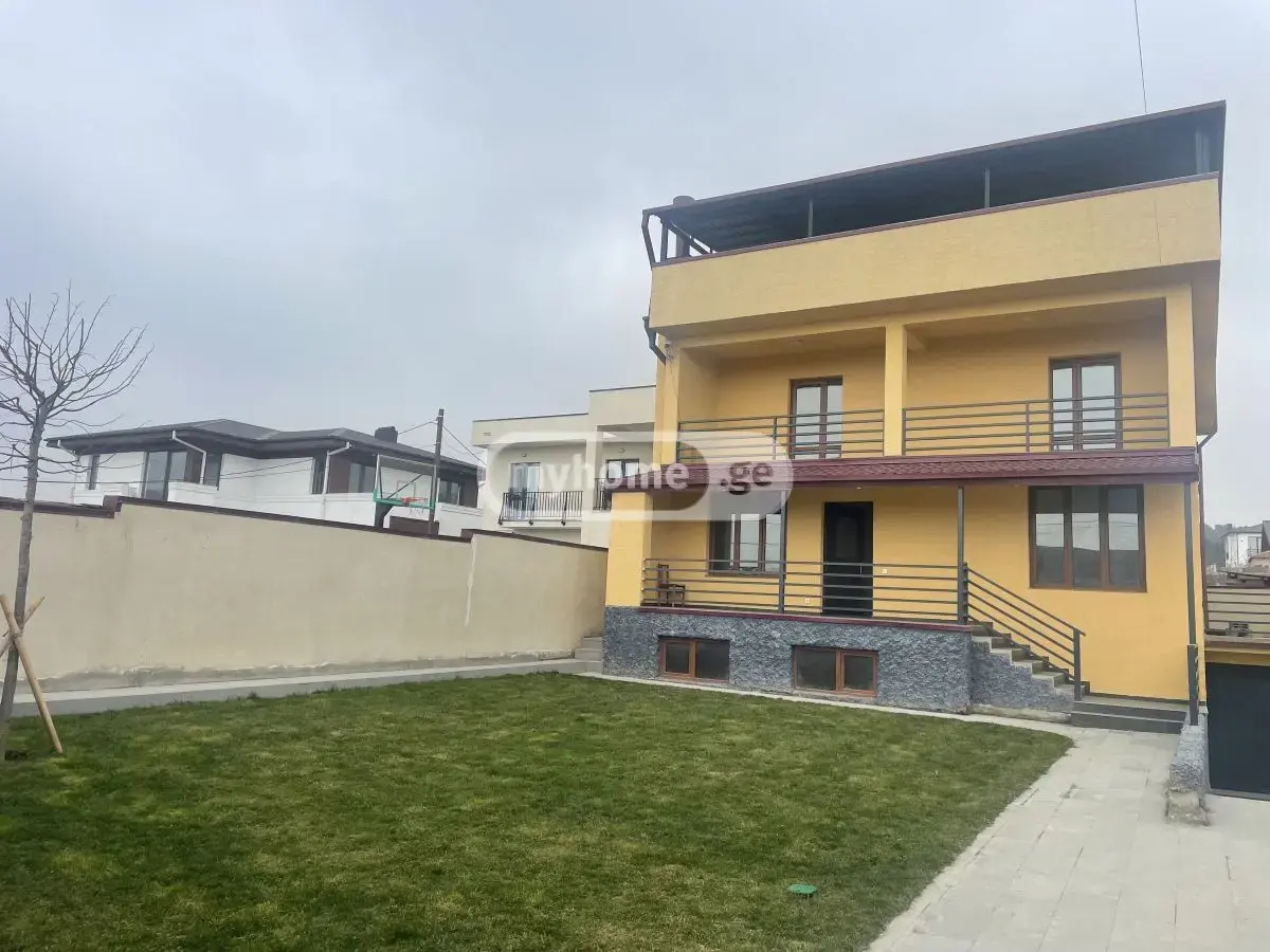 For Rent 10+ Room Private House Tbilisis Zghvaze view 1
