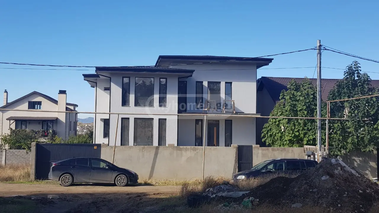 For Sale 7 Room Private House Chughuretshi, 1 of 8