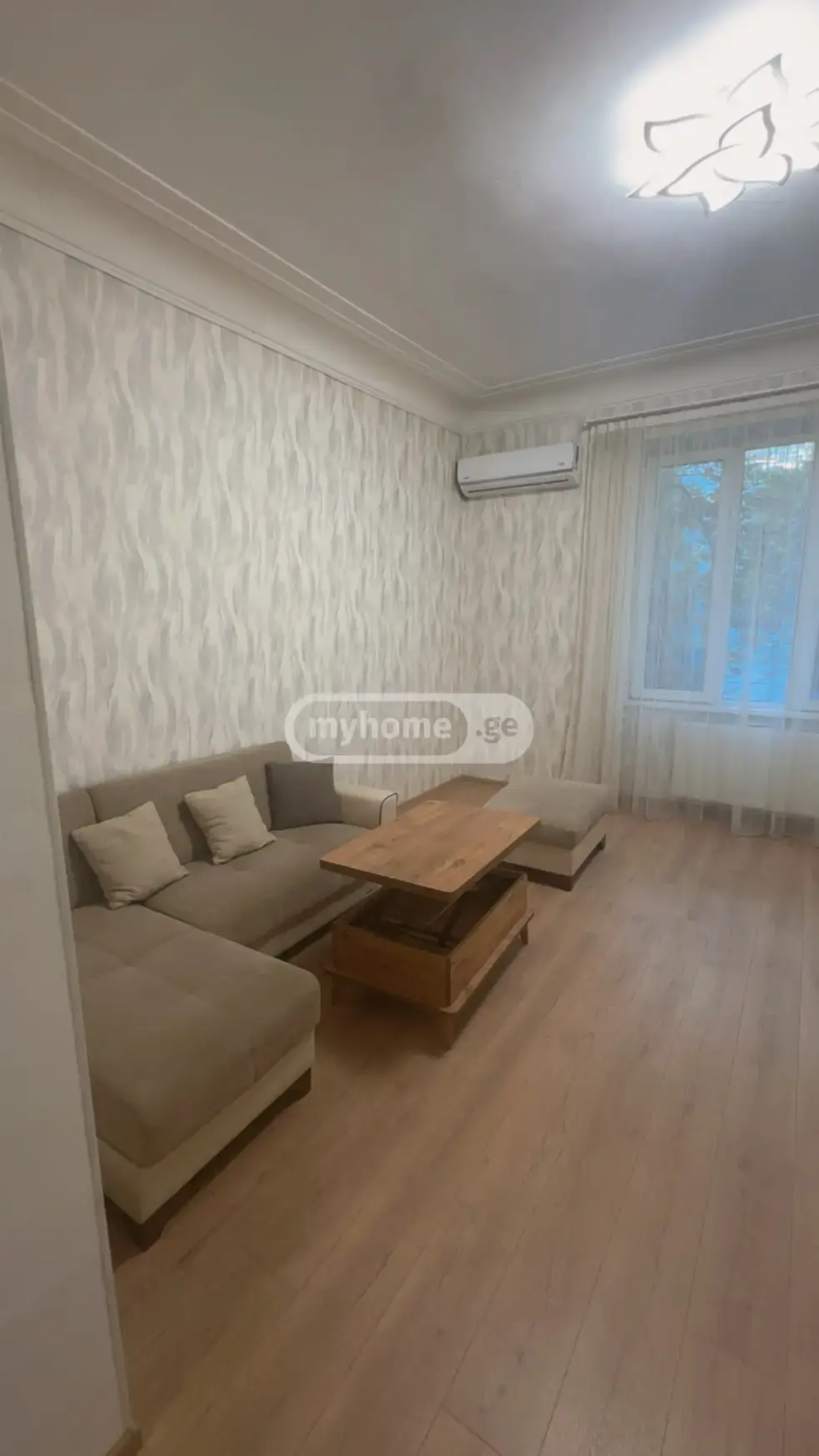 Аренда 2-комната Квартира в Mtatsmindaze view 1