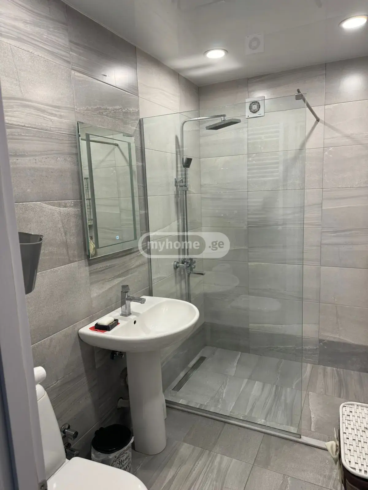 For Rent 7 Room Private House Tsqnetshi view 7