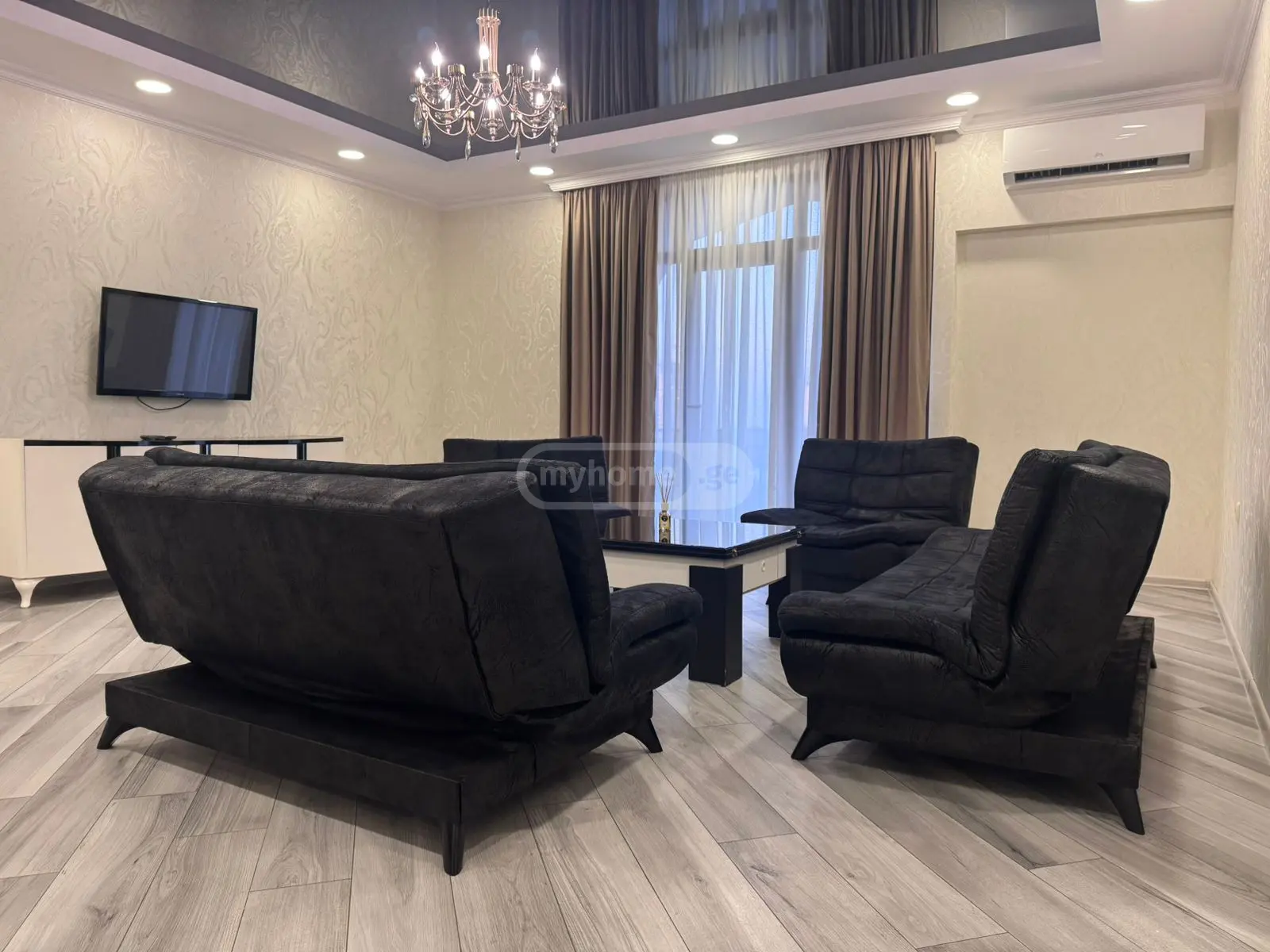 Аренда 3-комната Квартира view 1