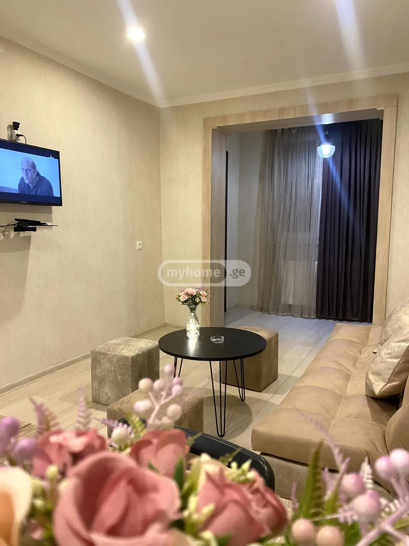 2 Room Flat Daily Rent. Chugureti view 19