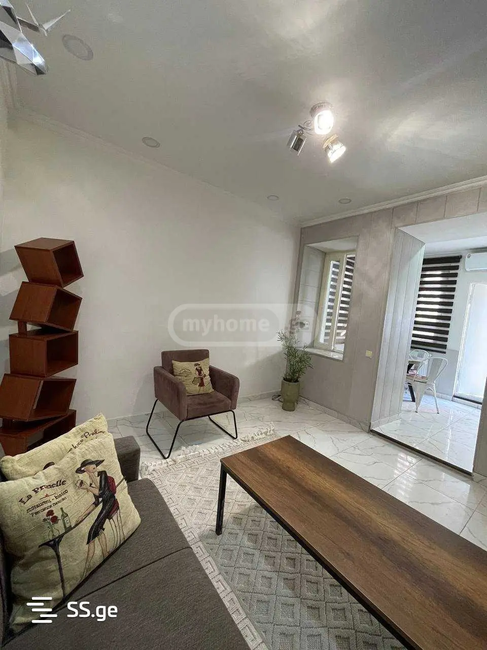 For Sale 2 Room Apartment Chughuretshi view 6