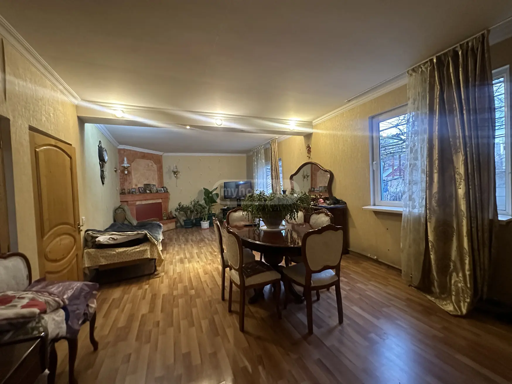 For Sale 5 Room Private House Isanshi view 2