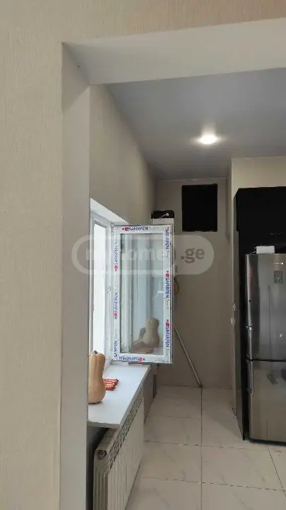 For Sale 4 Room Apartment Chughuretshi view 6