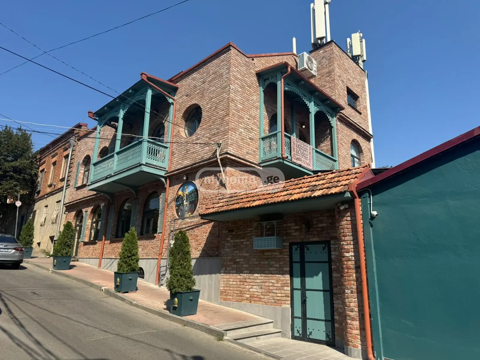 For Sale 10+ Room Private House In Didi Dighomi view 1