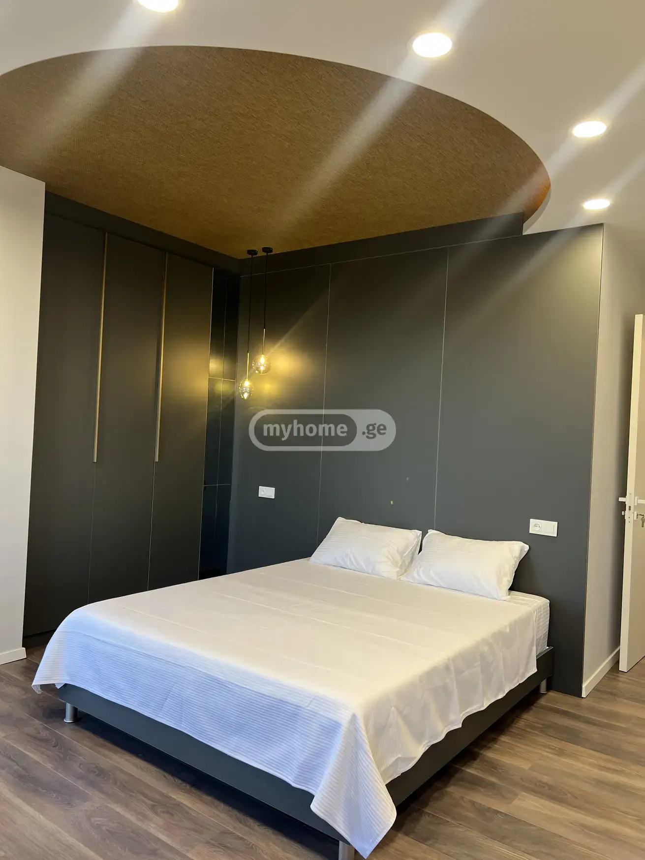 For Rent 3 Room Apartment Kutaisshi view 5