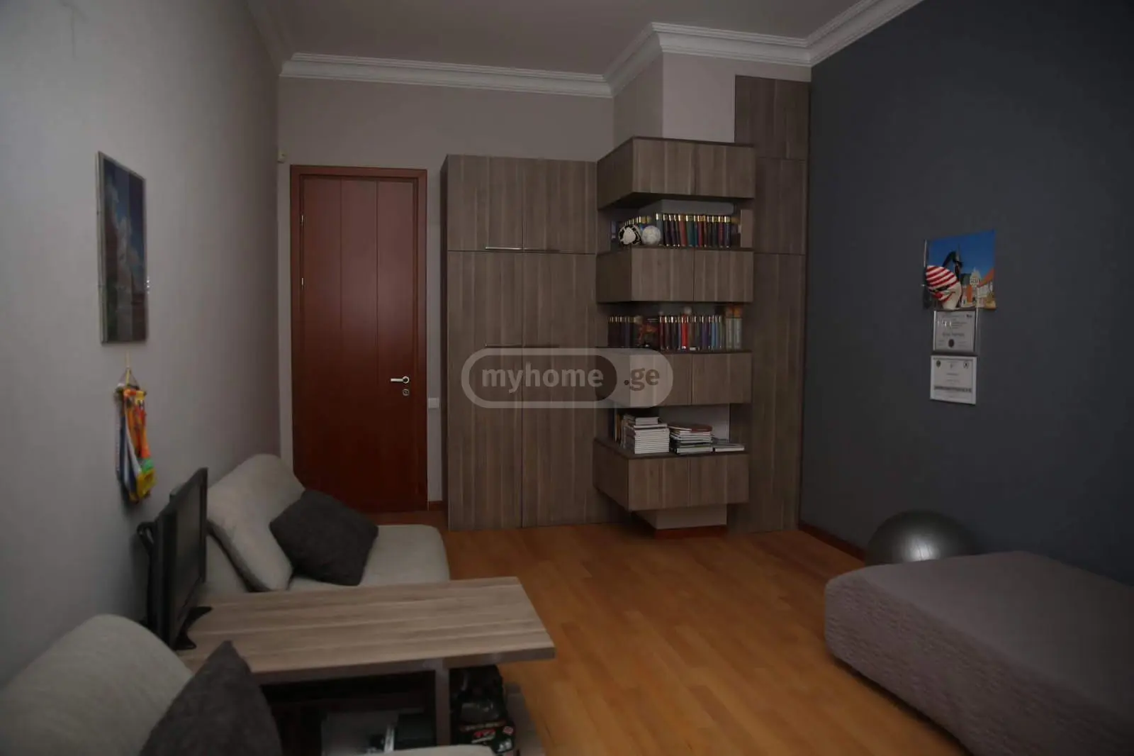 For Rent 4 Room Apartment Veraze view 2