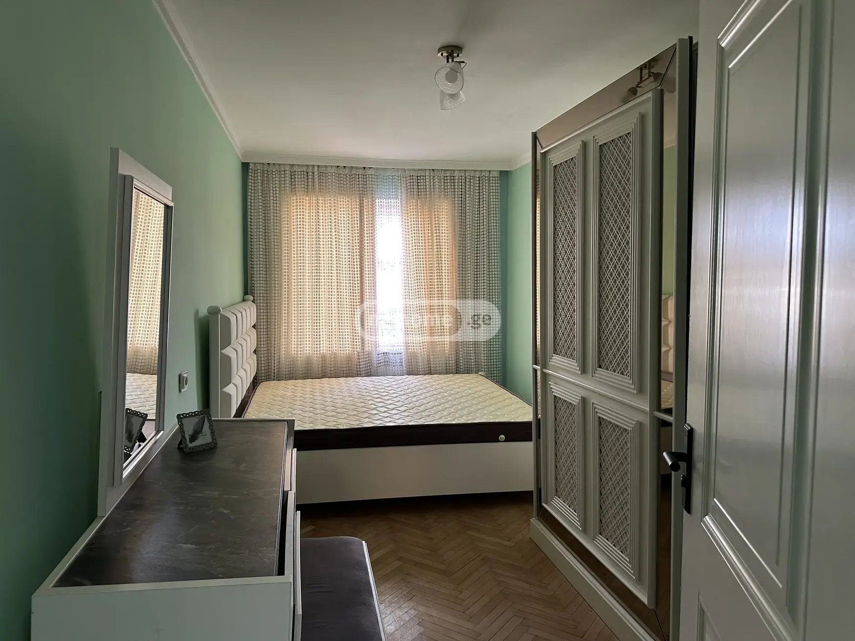 For Rent 5 Room Apartment Kutaisshi view 7
