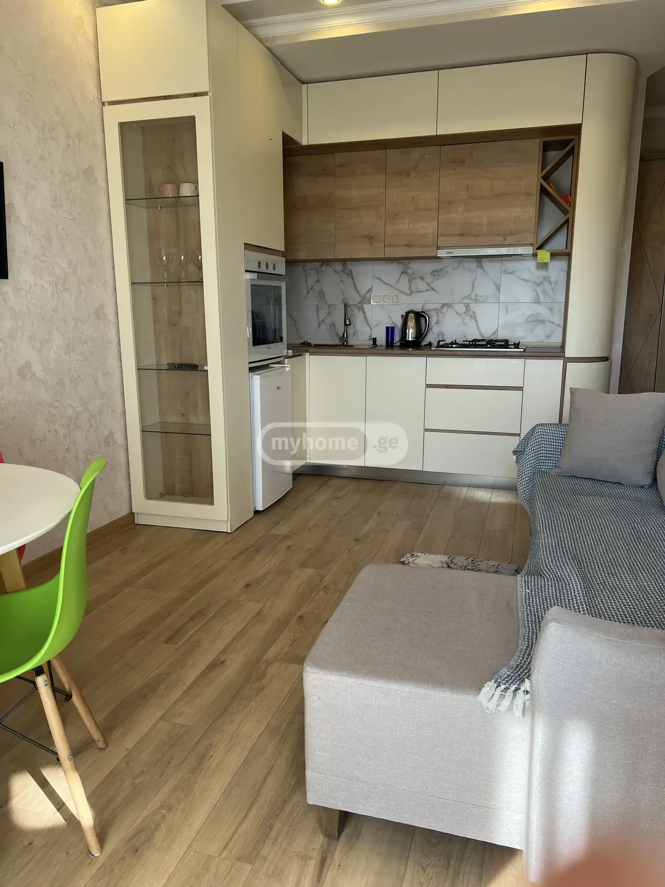 For Rent 2 Room Apartment Kutaisshi view 3