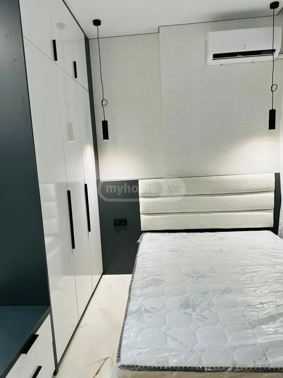 For Sale 1 Room Apartment view 6