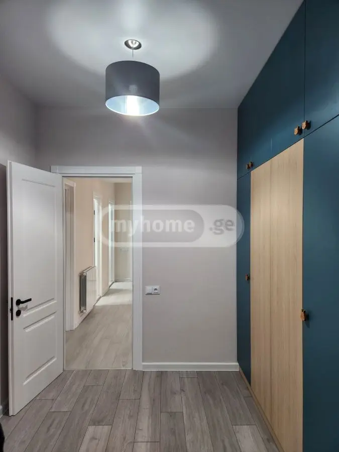 Продажа 3-комната Квартира view 5