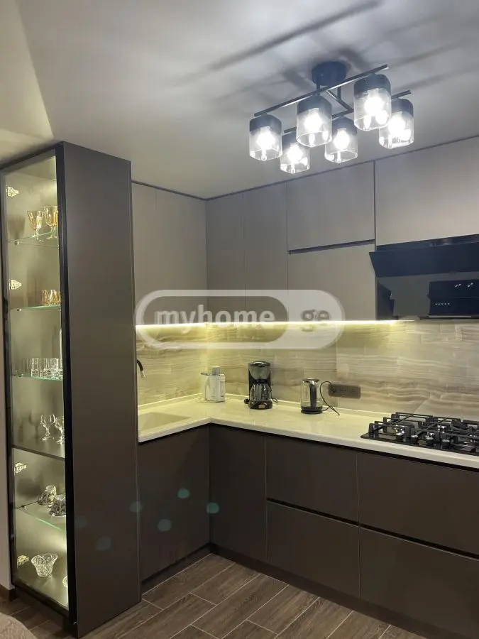 For Rent 3 Room Apartment Kutaisshi view 2