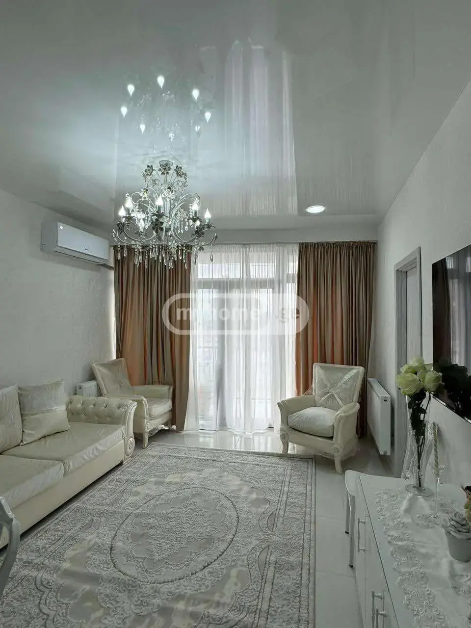 For Rent 3 Room Apartment Kutaisshi view 2