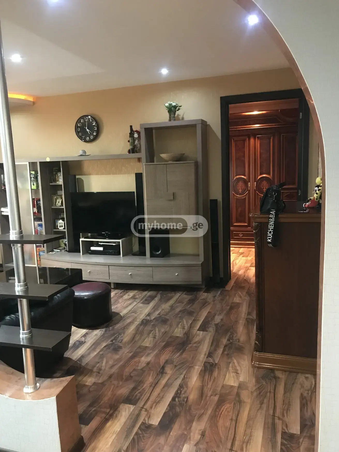 For Rent 2 Room Apartment Kutaisshi view 4