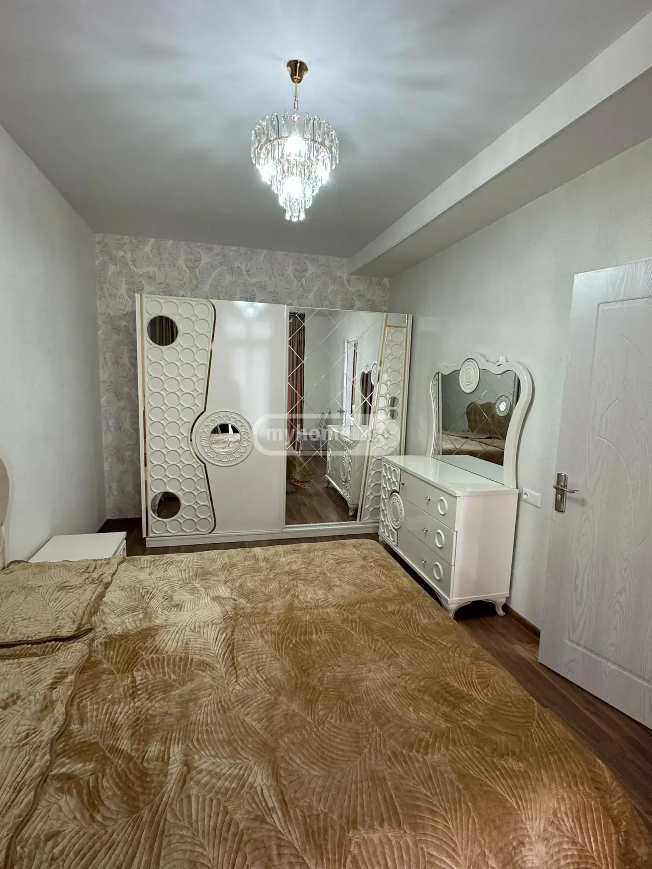 For Rent 3 Room Apartment Kutaisshi view 3