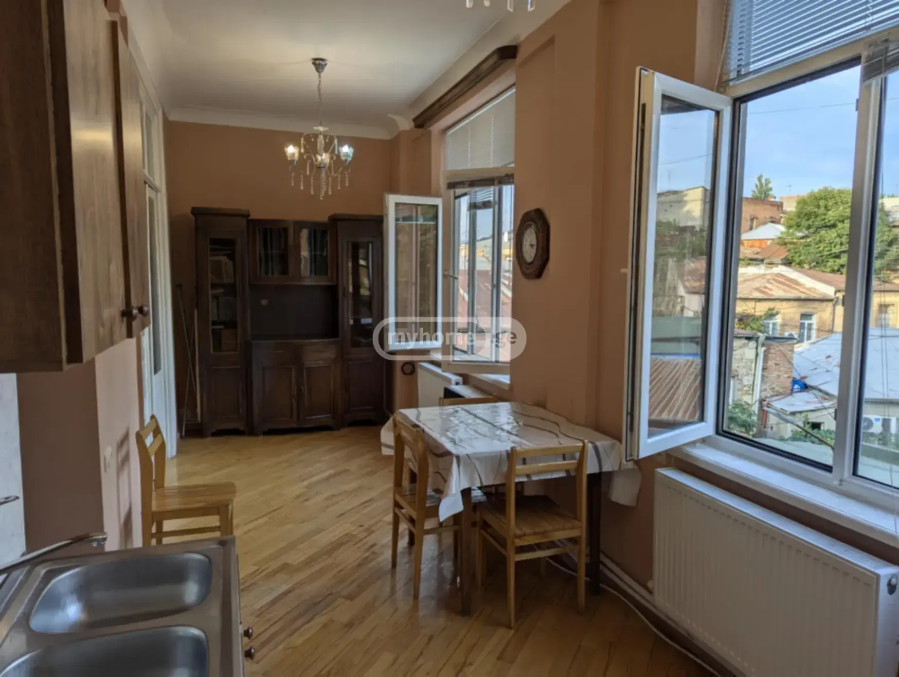 For Rent 3 Room Apartment Kutaisshi view 2