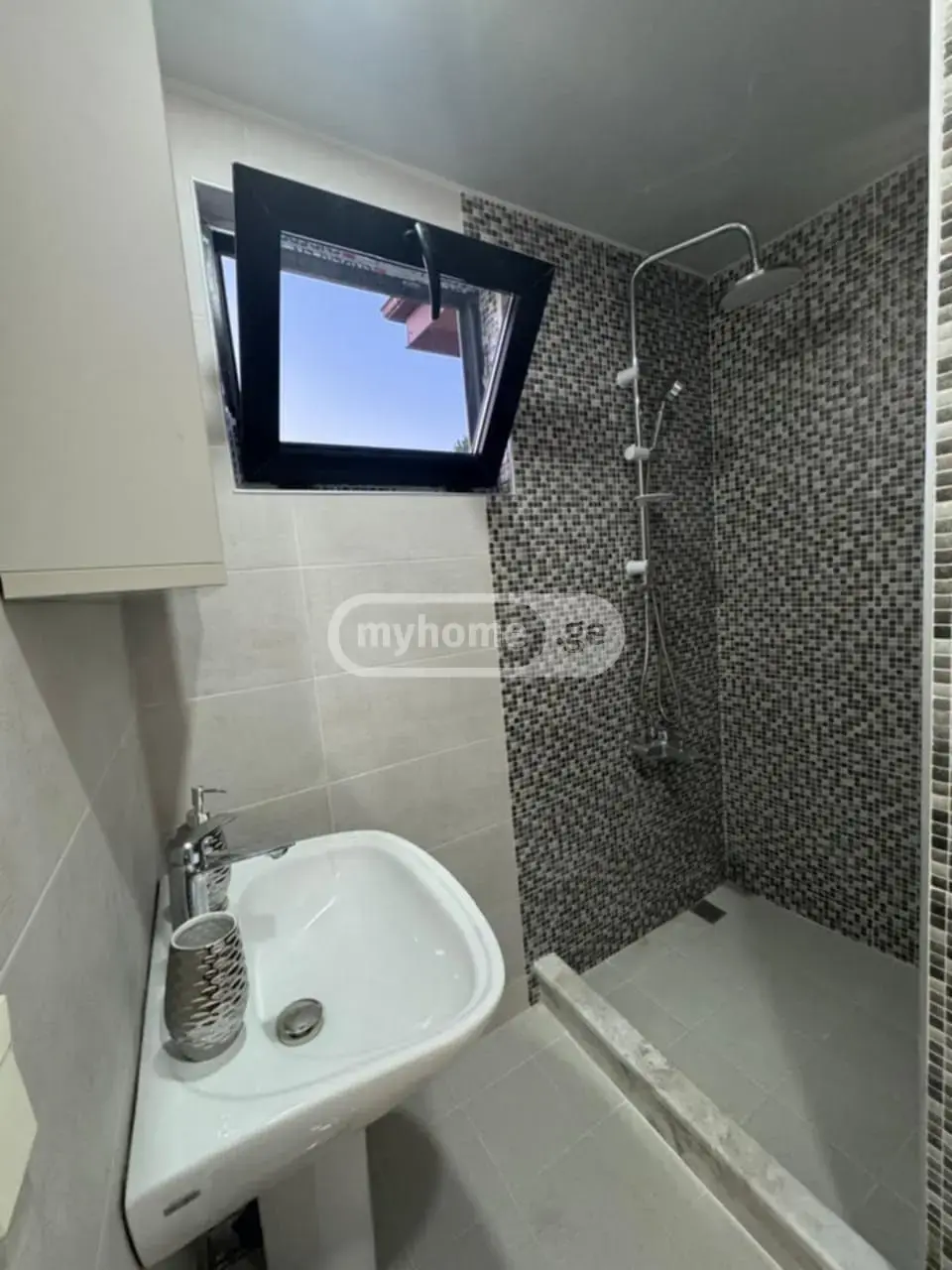 For Rent 5 Room Private House Kutaisshi view 8