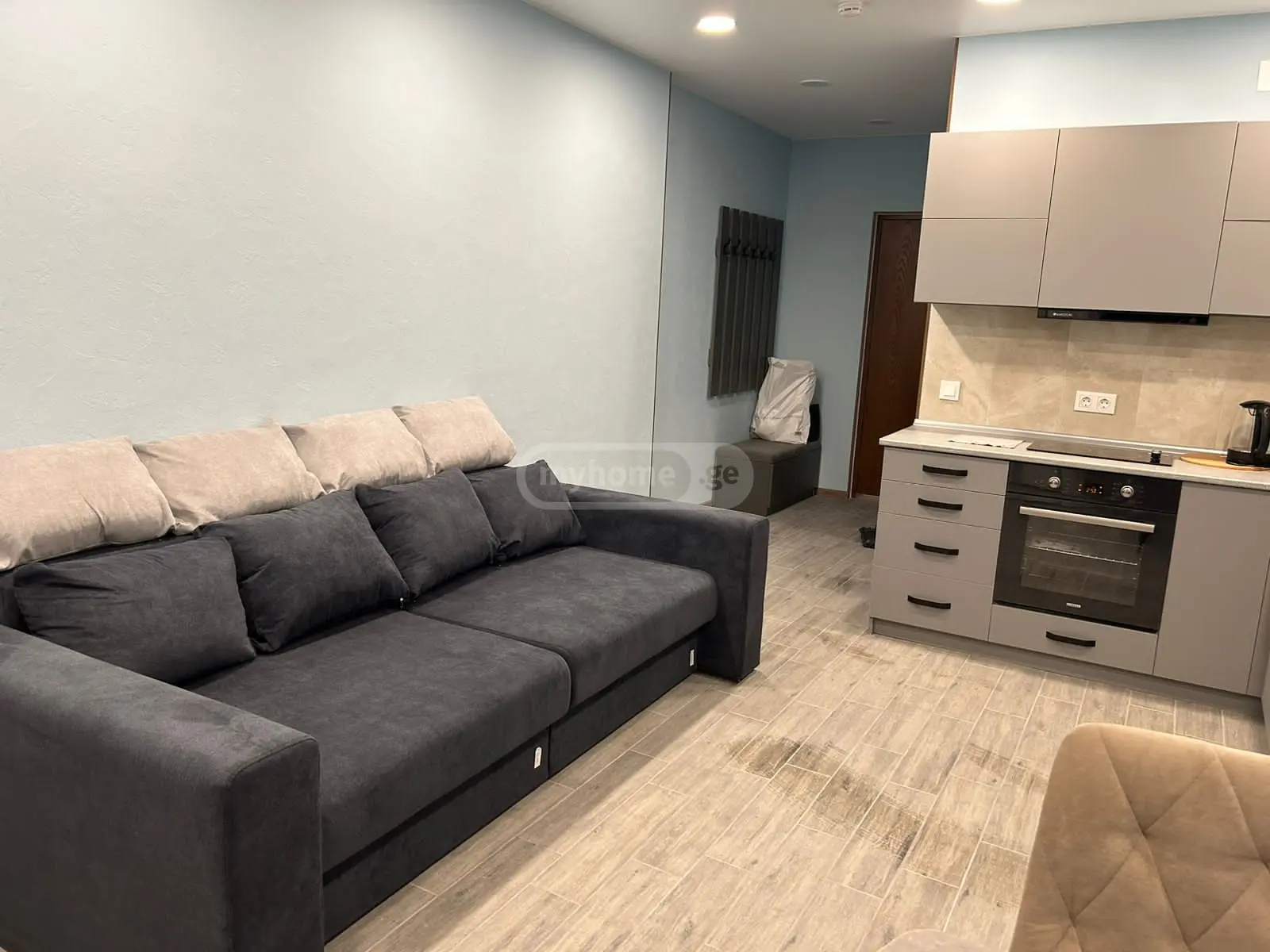 For Rent 2 Room Apartment view 1