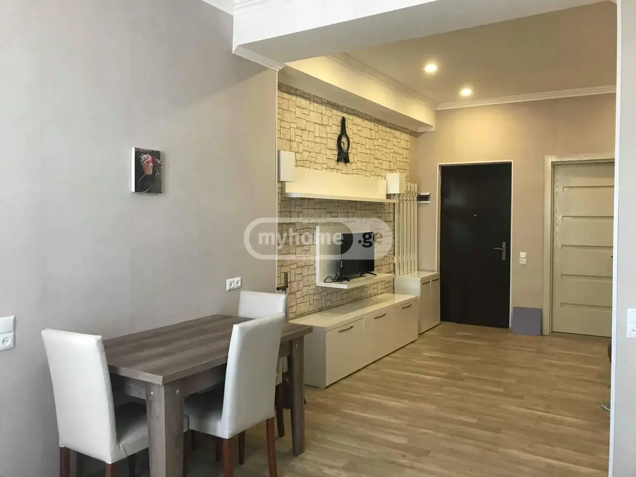 For Rent 2 Room Apartment Kutaisshi view 1