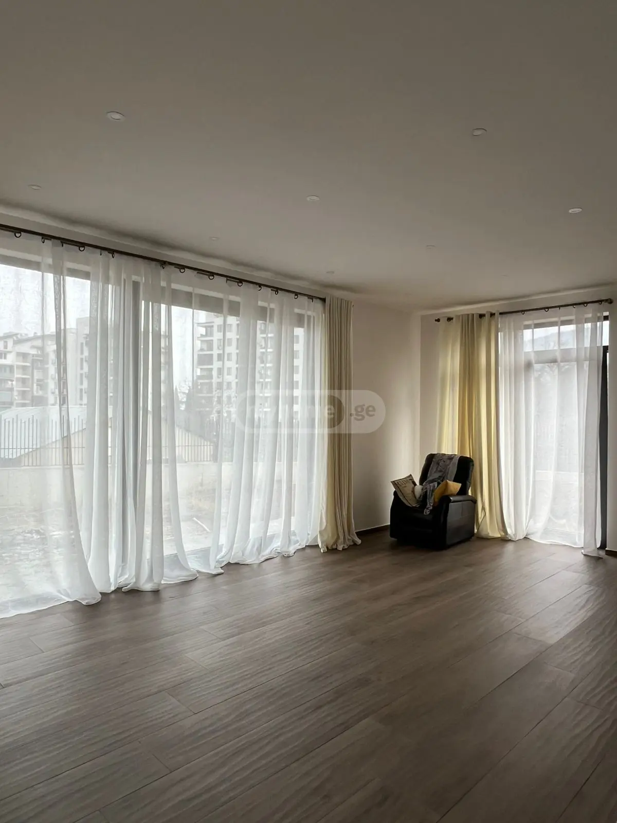 For Rent Saopise Commercial Space Krtsanisshi view 5