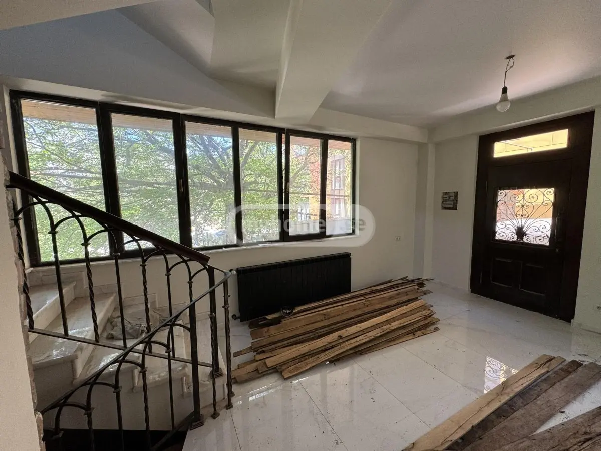 For Sale Universaluri Commercial Space Avlabarshi view 2