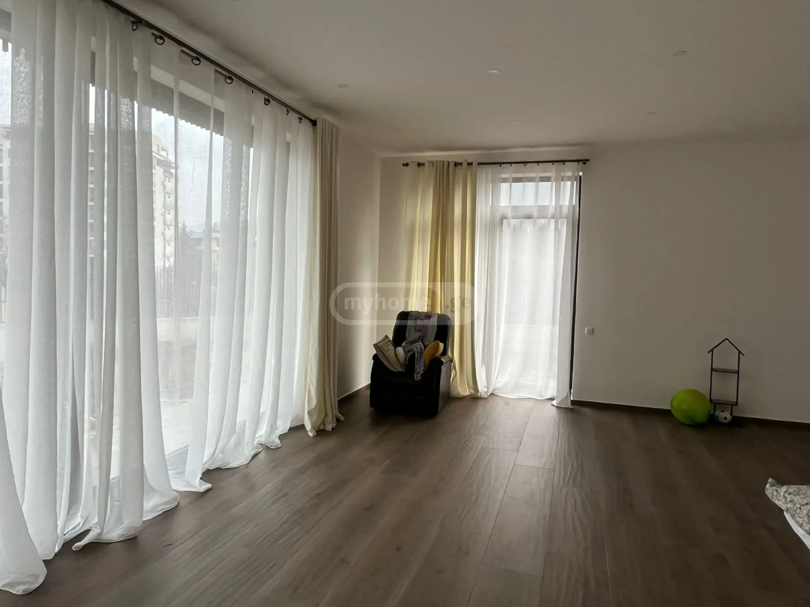 For Rent Saopise Commercial Space Krtsanisshi view 3
