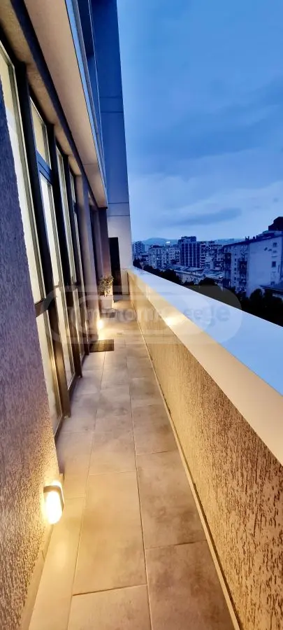 იყიდება 3-ოთახი ბინა view 1